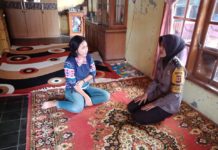 Bhabinkamtibmas Desa Karangsambung giat Door to door Warga Desa Binaan