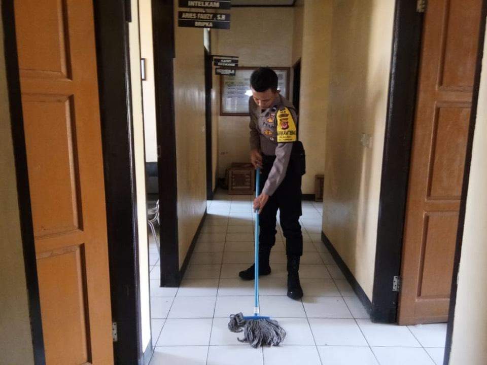 Jaga Kebersihan lingkungan Mako,cegah Penyebaran covid-19
