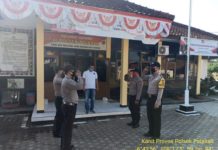 Ps. Kasi Humas Bripka Darussalam Pimpin Apel Serah Terima Piket Jaga